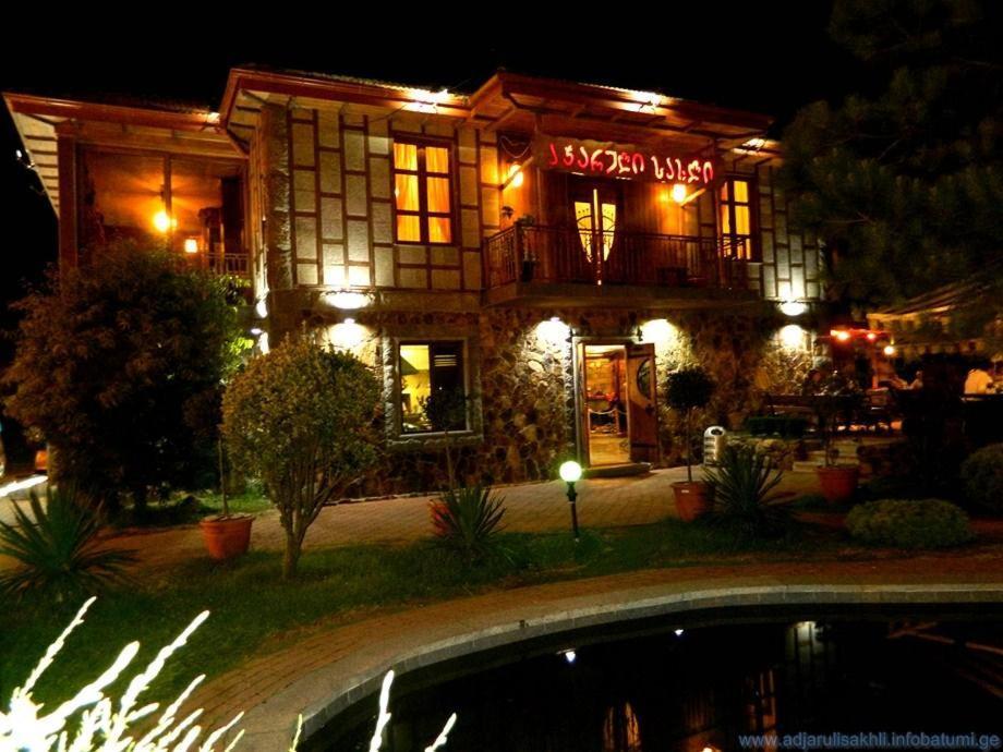 Real Palace Batumi Exterior foto